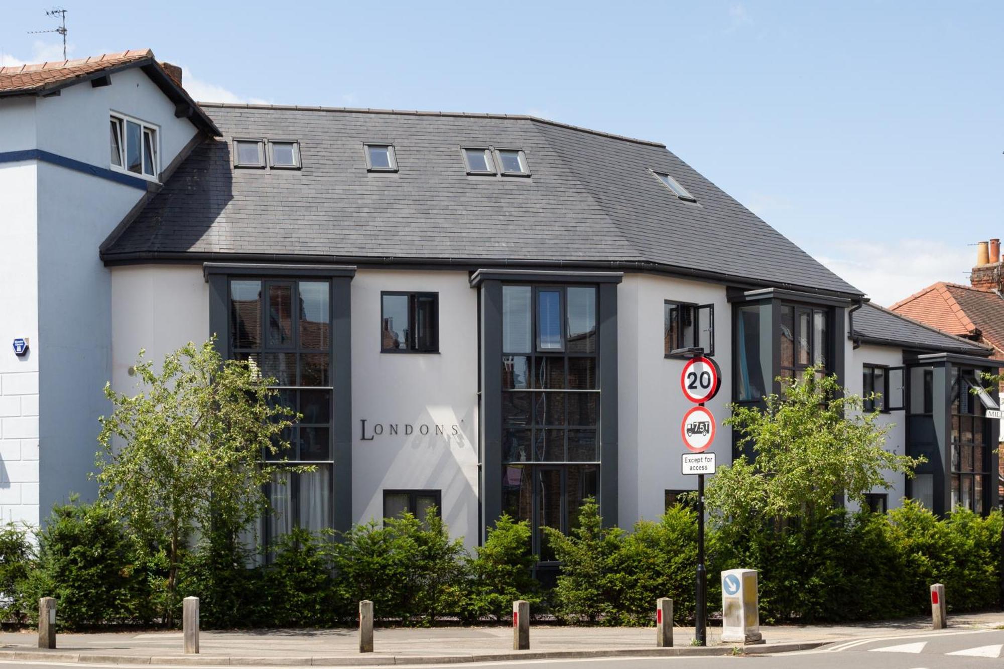 London Mews, Modern Apartment - Sleeps 4 York Exterior foto